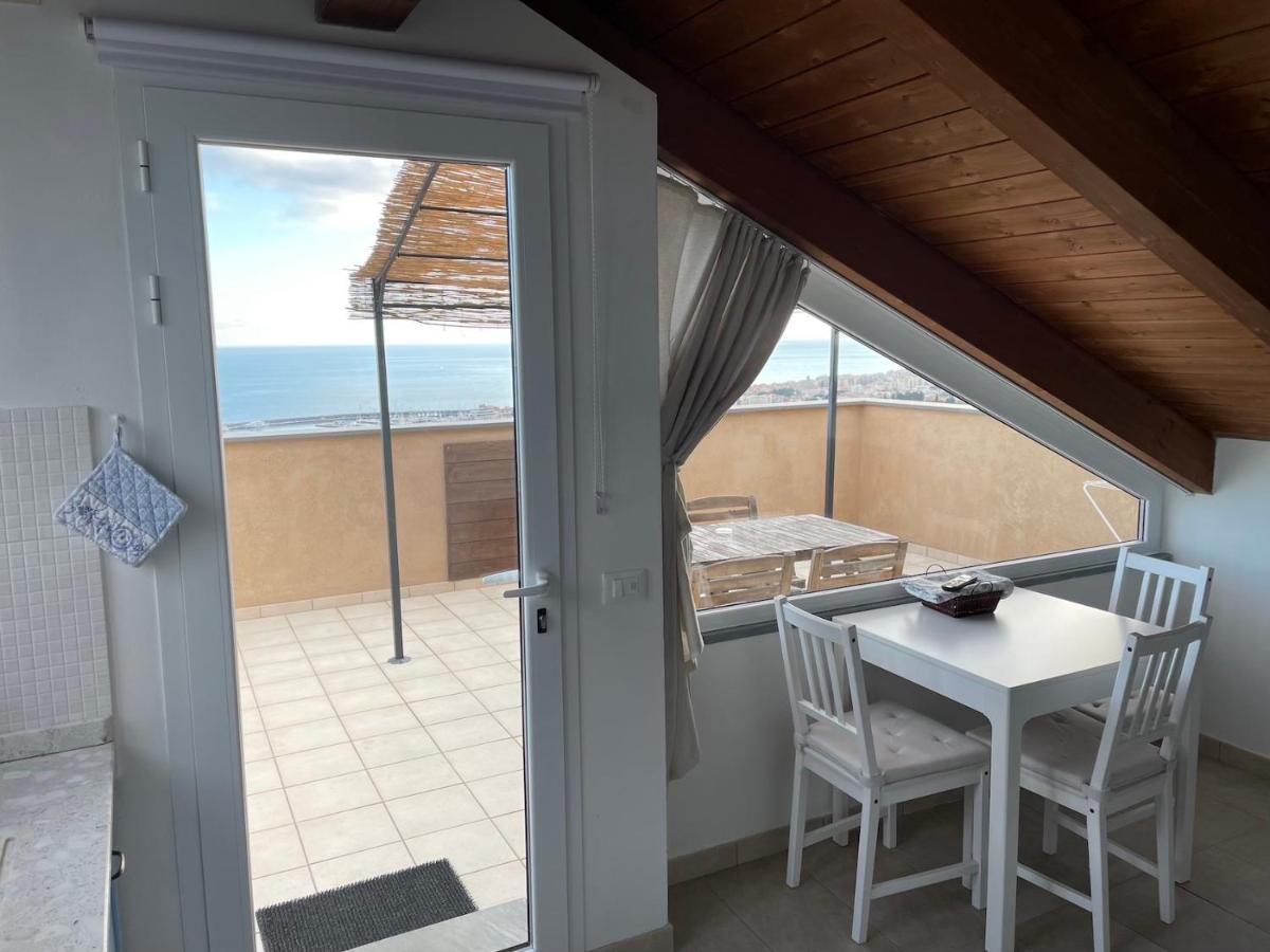 Agriturismo "I Castellari" Пиетра Лигуре Екстериор снимка