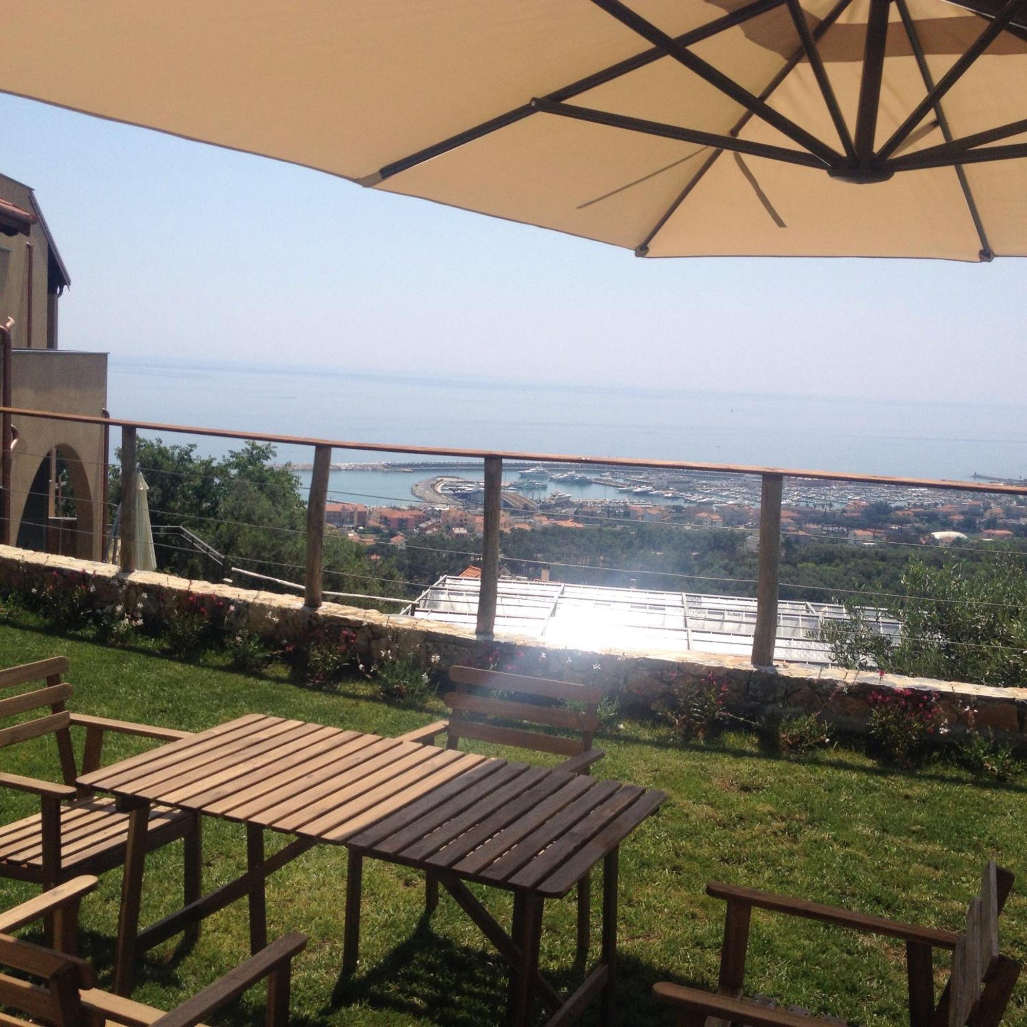Agriturismo "I Castellari" Пиетра Лигуре Стая снимка