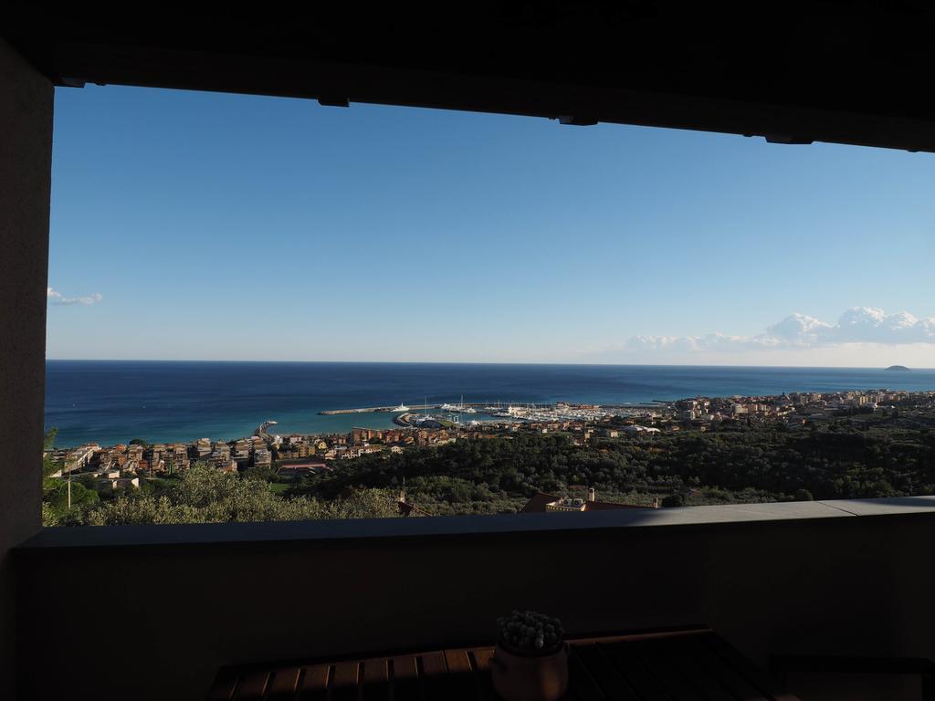 Agriturismo "I Castellari" Пиетра Лигуре Стая снимка