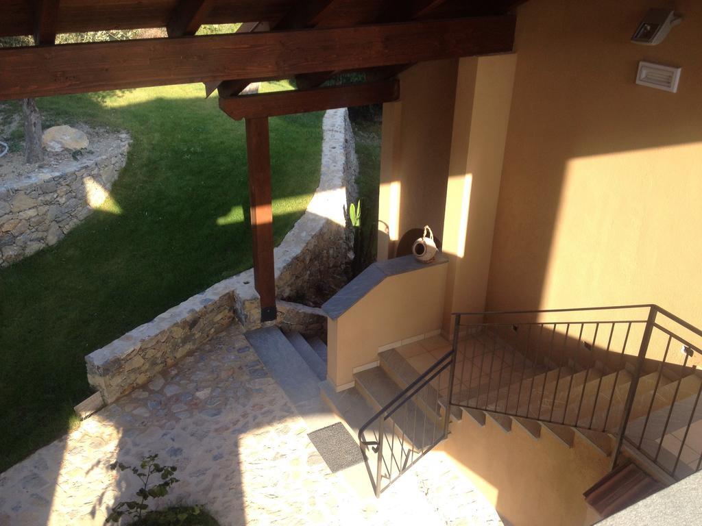 Agriturismo "I Castellari" Пиетра Лигуре Екстериор снимка