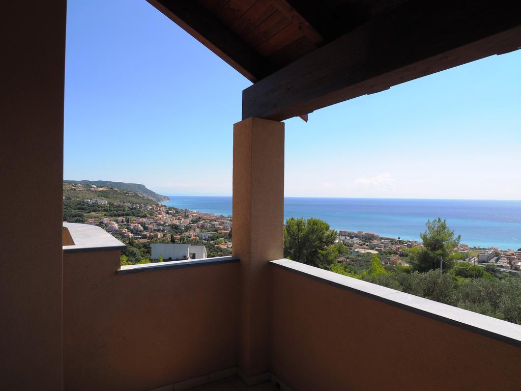 Agriturismo "I Castellari" Пиетра Лигуре Стая снимка